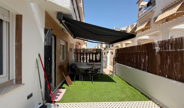 Resale - Bungalow -
Torrevieja - La Veleta