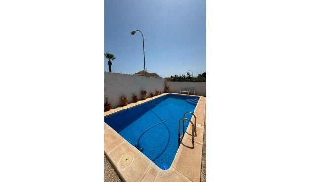Återförsäljning - Semi Detached -
Torrevieja - La Siesta - El Salado - Torreta