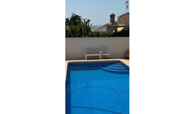 Återförsäljning - Semi Detached -
Torrevieja - La Siesta - El Salado - Torreta