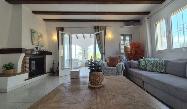 Återförsäljning - Villa -
Moraira - Costa Blanca