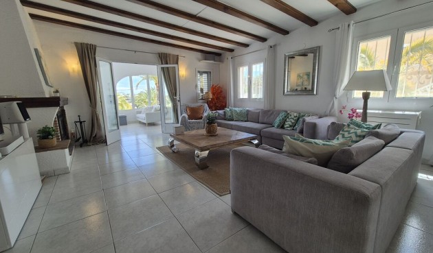 Återförsäljning - Villa -
Moraira - Costa Blanca