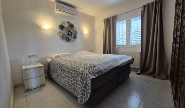 Återförsäljning - Villa -
Moraira - Costa Blanca