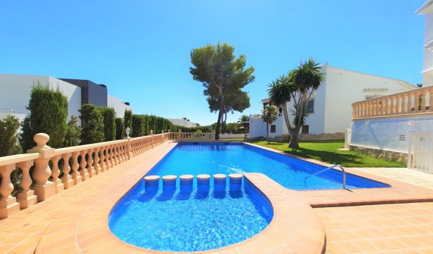 Reventa - Town House -
Moraira - Costa Blanca