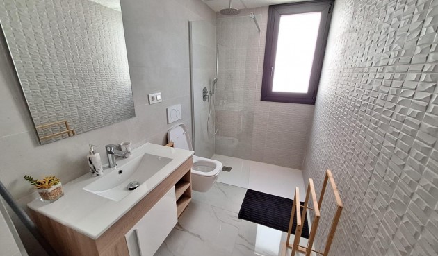 Återförsäljning - Apartment -
Orihuela Costa - Punta Prima