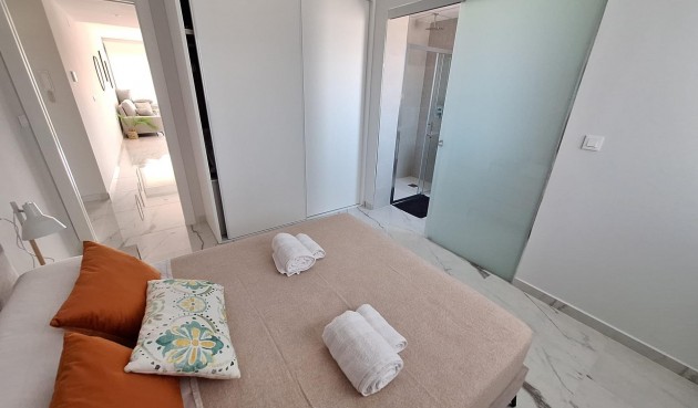 Återförsäljning - Apartment -
Orihuela Costa - Punta Prima