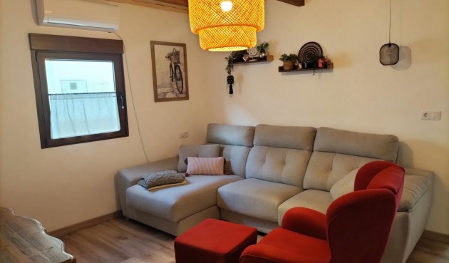 Återförsäljning - Town House -
Formentera del Segura - Centro