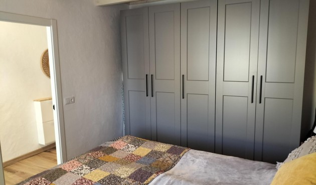 Återförsäljning - Town House -
Formentera del Segura - Centro