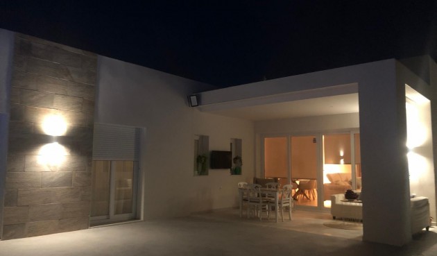 Obra nueva - Villa -
Aspe - urbanizaciones
