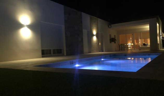 Obra nueva - Villa -
Aspe - urbanizaciones