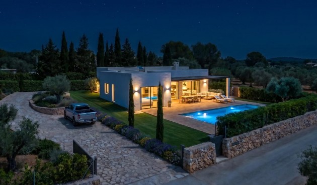 Obra nueva - Villa -
Pinoso - Casas Pastor