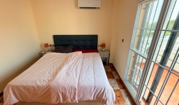 Reventa - Town House -
Cabo Roig - Costa Blanca
