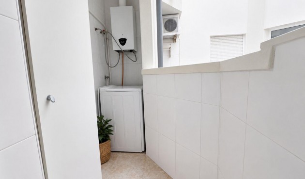 Reventa - Apartment -
Torrevieja - Centro