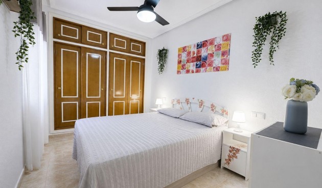 Reventa - Apartment -
Torrevieja - Centro
