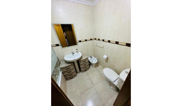 Reventa - Villa -
Orihuela Costa - Los Altos