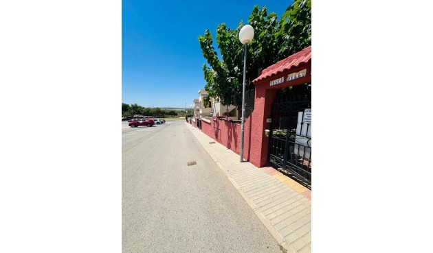 Reventa - Villa -
Orihuela Costa - Los Altos