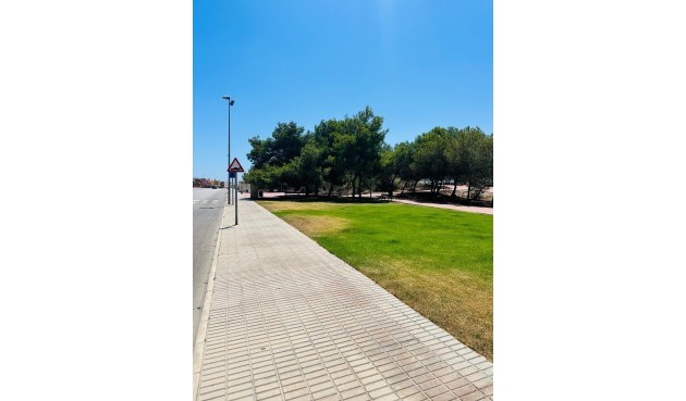 Reventa - Villa -
Orihuela Costa - Los Altos