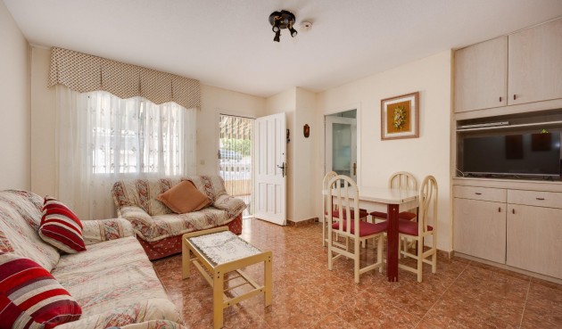 Återförsäljning - Villa -
Torrevieja - El Limonar