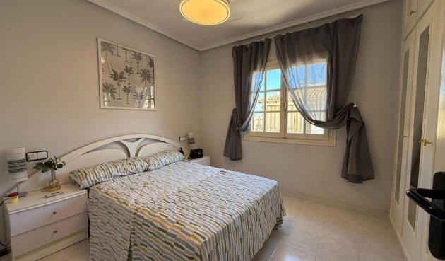 Återförsäljning - Bungalow -
Torrevieja - Punta Prima