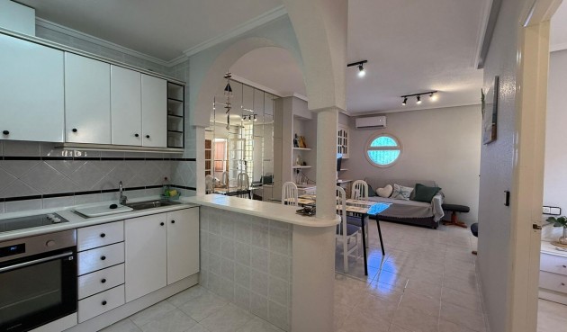 Återförsäljning - Bungalow -
Torrevieja - Punta Prima