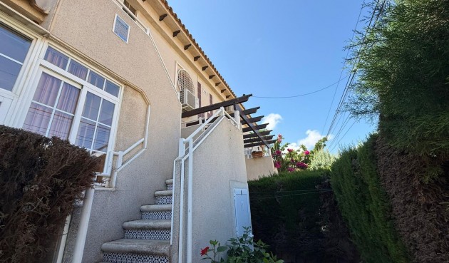 Återförsäljning - Bungalow -
Torrevieja - Punta Prima