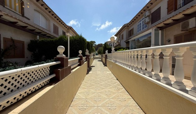 Återförsäljning - Bungalow -
Torrevieja - Punta Prima