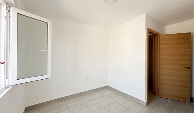 Reventa - Apartment -
Torrevieja - Centro