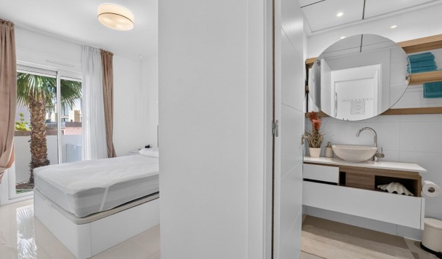 Återförsäljning - Apartment -
Rojales - Cuidad Quesada