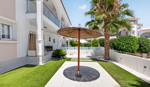 Återförsäljning - Apartment -
Rojales - Cuidad Quesada