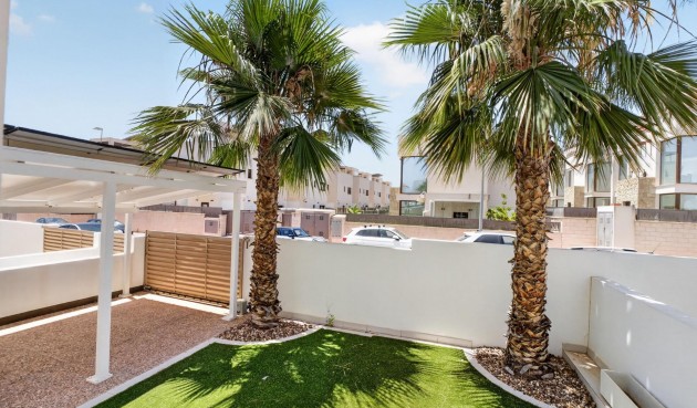 Återförsäljning - Apartment -
Rojales - Cuidad Quesada