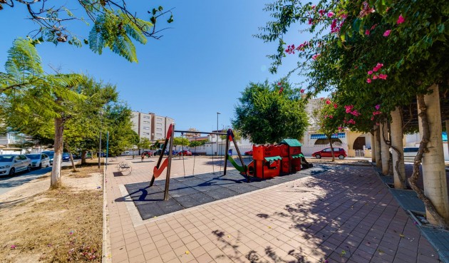 Reventa - Apartment -
Torrevieja - Costa Blanca