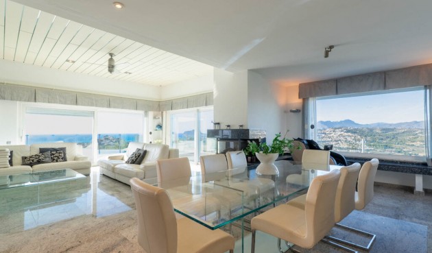 Återförsäljning - Villa -
Moraira - Costa Blanca
