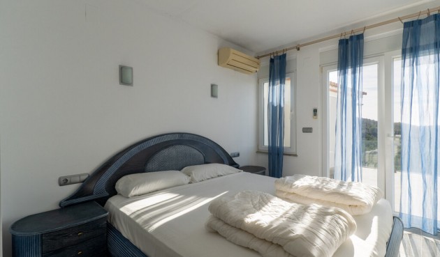 Återförsäljning - Villa -
Moraira - Costa Blanca