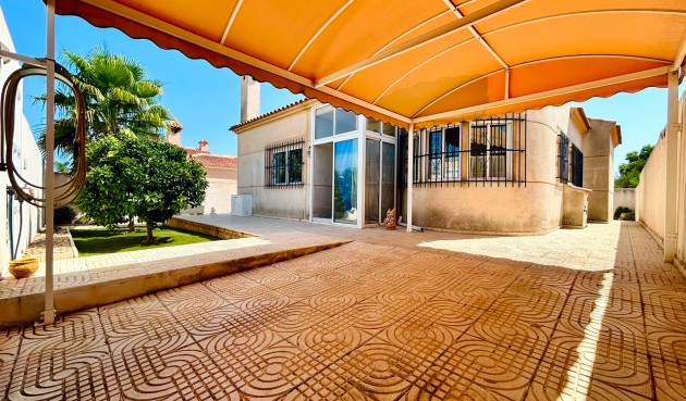 Reventa - Villa -
Torrevieja - Costa Blanca
