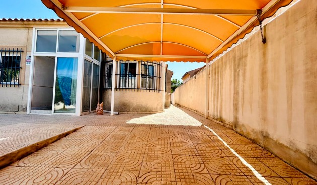 Reventa - Villa -
Torrevieja - Costa Blanca