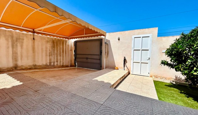 Reventa - Villa -
Torrevieja - Costa Blanca