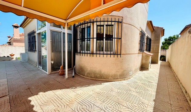 Reventa - Villa -
Torrevieja - Costa Blanca