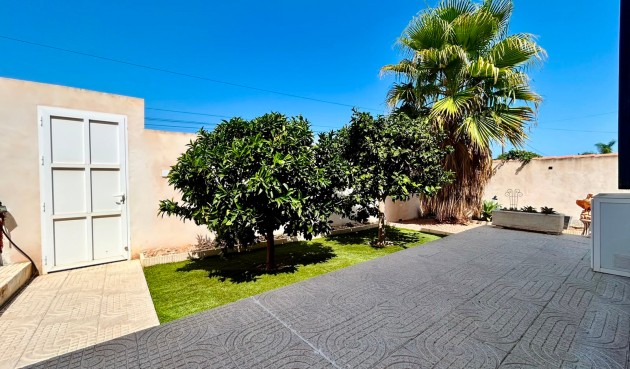 Reventa - Villa -
Torrevieja - Costa Blanca