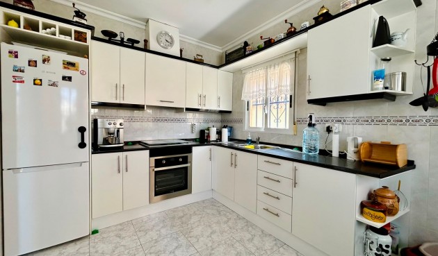 Reventa - Villa -
Torrevieja - Costa Blanca