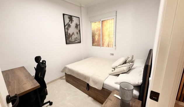 Reventa - Apartment -
Torrevieja - Estacion De Autobuses