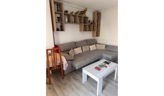 Återförsäljning - Apartment -
Santiago de la Ribera - Centro