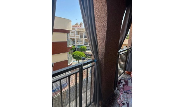 Återförsäljning - Apartment -
Santiago de la Ribera - Centro