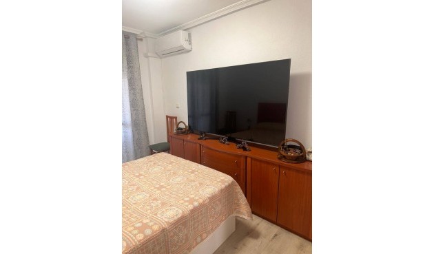 Återförsäljning - Apartment -
Santiago de la Ribera - Centro
