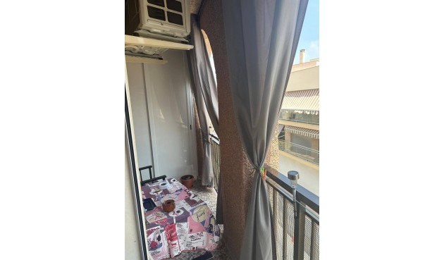 Återförsäljning - Apartment -
Santiago de la Ribera - Centro