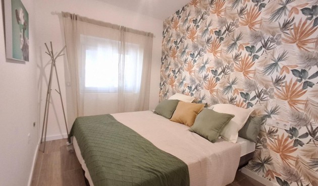 Reventa - Town House -
Orihuela Costa - Playa Flamenca