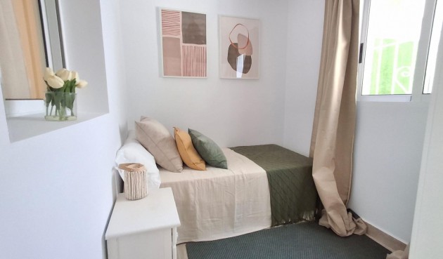 Reventa - Town House -
Orihuela Costa - Playa Flamenca