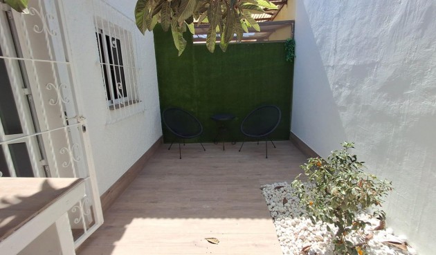 Reventa - Town House -
Orihuela Costa - Playa Flamenca