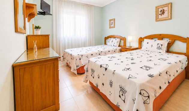 Återförsäljning - Apartment -
Torrevieja - Habaneras