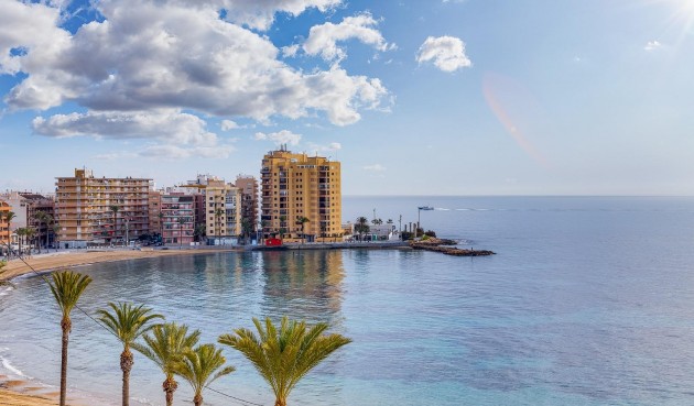 Återförsäljning - Apartment -
Torrevieja - Habaneras