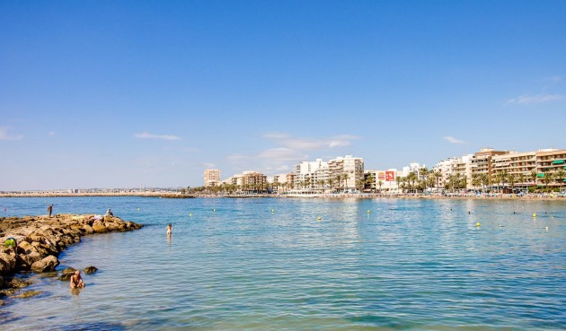 Återförsäljning - Apartment -
Torrevieja - Habaneras