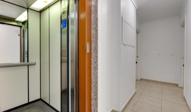Reventa - Apartment -
Torrevieja - Nueva Torrevieja